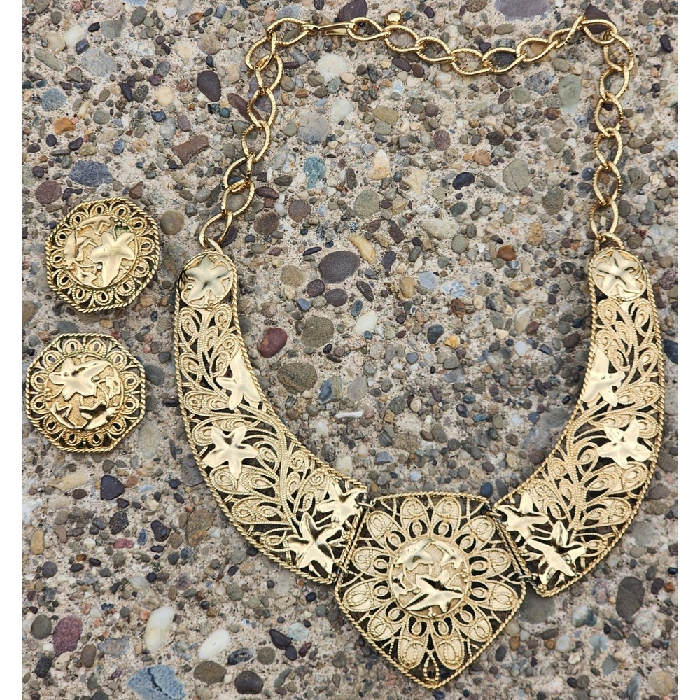 Vintage Gold Tone Filigree Bib Statement Necklace and Clip On Earring Set 18in